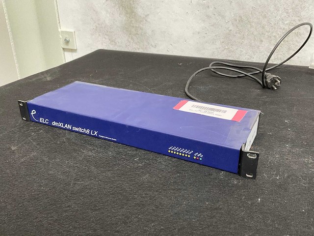 Elc dmxlan switch 8 lx switch - afbeelding 1 van  3