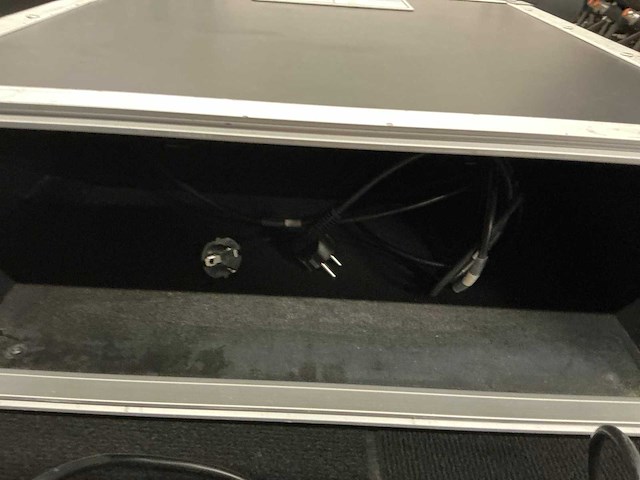 Elc dsl10gbx netwerkswitch met slavenode - afbeelding 3 van  3