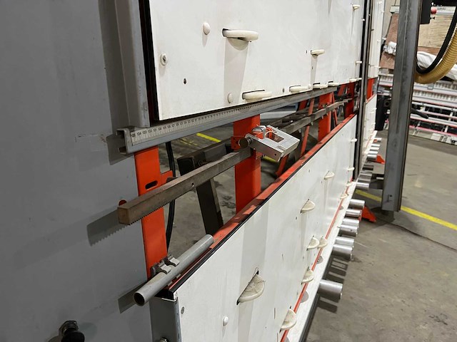 Elcon - 1996 - rsx-l 185 - verticale platenzaag - afbeelding 5 van  9