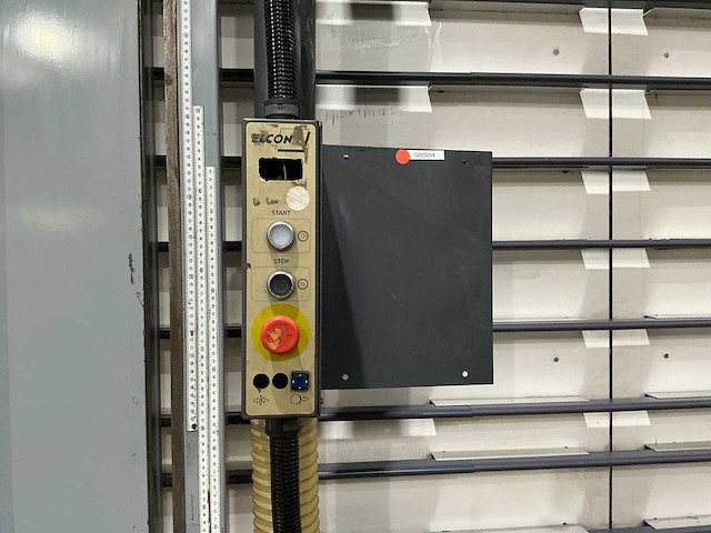 Elcon - 2002 - dsx 215 - verticale platenzaag - afbeelding 9 van  11