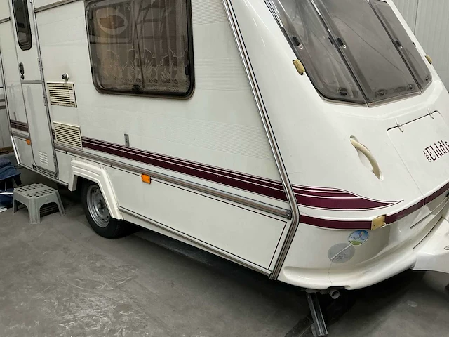 Elddis wisp 370 met voortent caravan - afbeelding 7 van  34