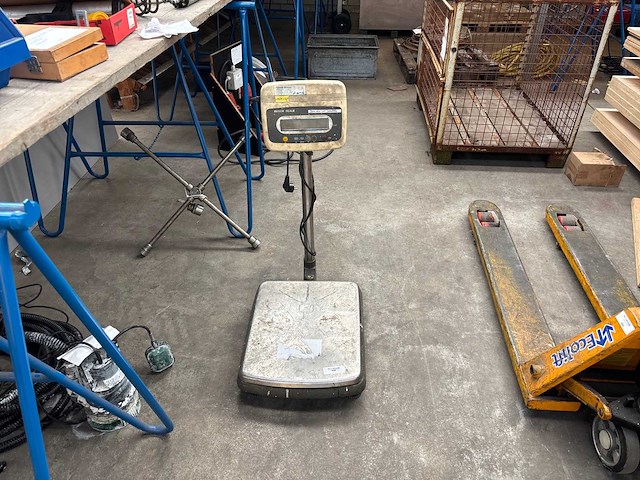 Elecktrische weegschaal - afbeelding 1 van  2