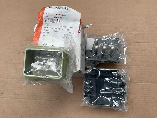 Electrical receptacle connector - afbeelding 1 van  3