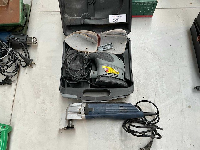 Electrisch gereedschap (2x) - afbeelding 1 van  5