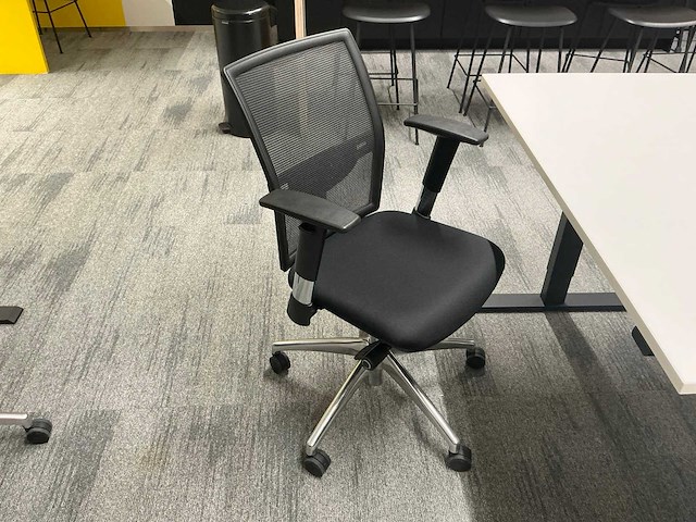 Electrisch verstelbaar bureau (6x) - afbeelding 5 van  8