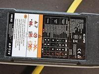 Electrische autolader nn met 240 volt voeding en type 2 laadkabel. - afbeelding 2 van  2