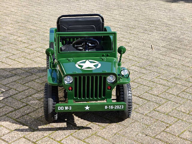 Electrische mini-jeep incl. lader - afbeelding 12 van  14