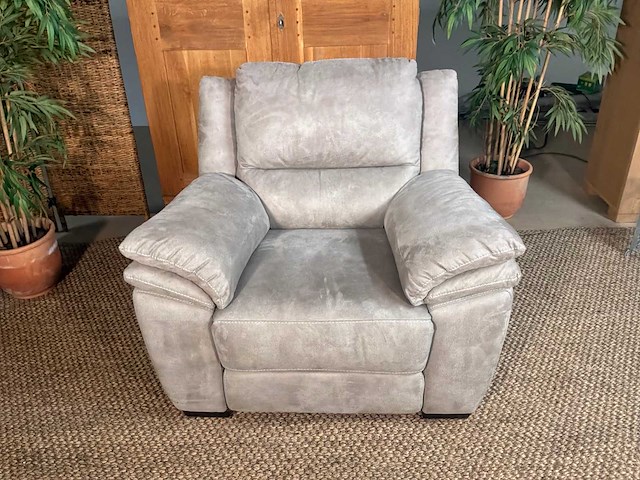 Electrische relaxfauteuil - afbeelding 11 van  13