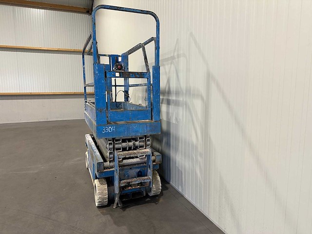 Electrische schaarhoogwerker 8meter - afbeelding 7 van  7