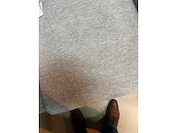 Electrische sta op stoel 2 motorig nederlandse productie beige /taupe weefstof - afbeelding 2 van  2