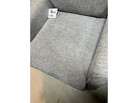 Electrische sta op stoel 2 motorig nederlandse productie beige /taupe weefstof - afbeelding 3 van  3