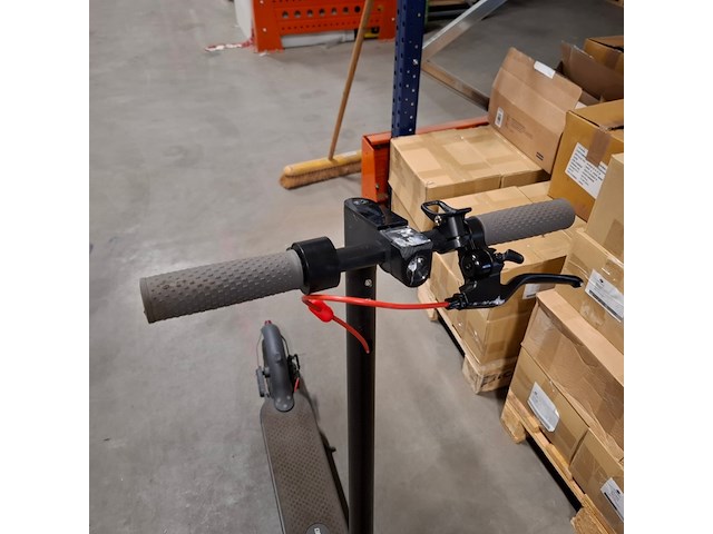 Electrische steppen, o.a. windows, blumill - afbeelding 3 van  35