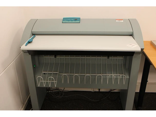 Electrische vouwmachine oce 940. - afbeelding 1 van  3
