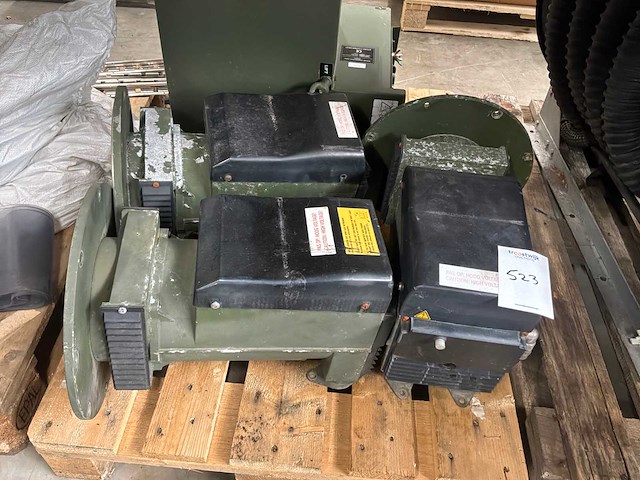 Electro componenten (4x) - afbeelding 1 van  6