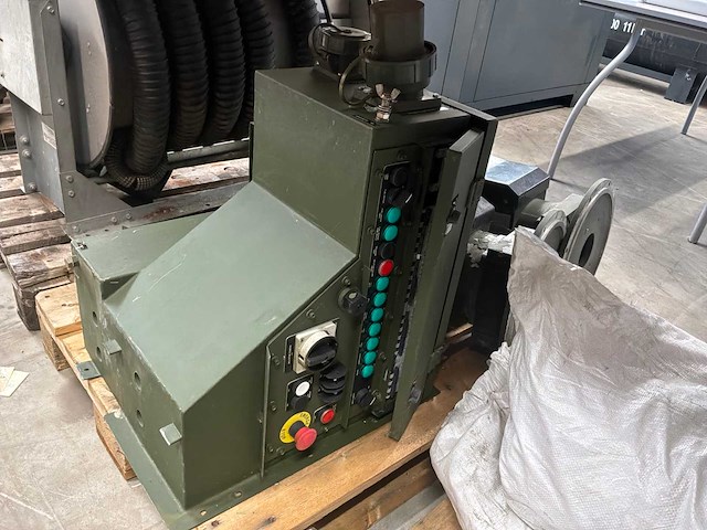 Electro componenten (4x) - afbeelding 3 van  6