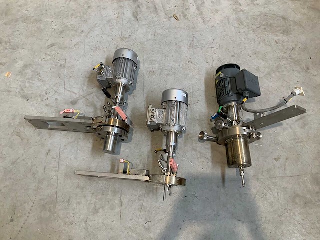 Electro-motoren reactor roeren (2x) - afbeelding 1 van  5