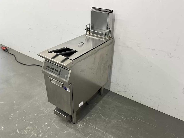 Electrolux - 391345 - elektrische hr friteuse met liftsysteem - afbeelding 9 van  20