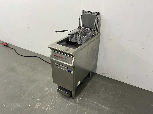 Electrolux - 391345 - elektrische hr friteuse met liftsysteem - afbeelding 9 van  20
