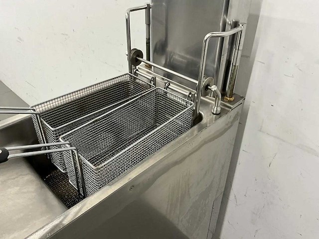 Electrolux - 391345 - elektrische hr friteuse met liftsysteem - afbeelding 2 van  20