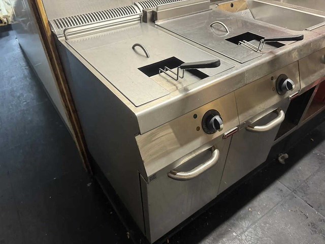 Electrolux - a7fred1gfo - friteuse (2024) - afbeelding 3 van  8