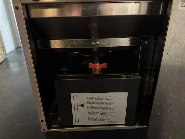 Electrolux - a7fred1gfo - friteuse (2024) - afbeelding 8 van  8