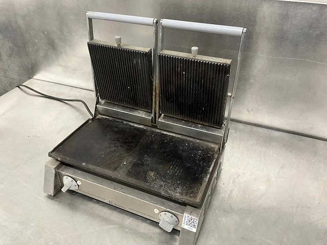 Electrolux - dubbele contactgrill - afbeelding 2 van  3