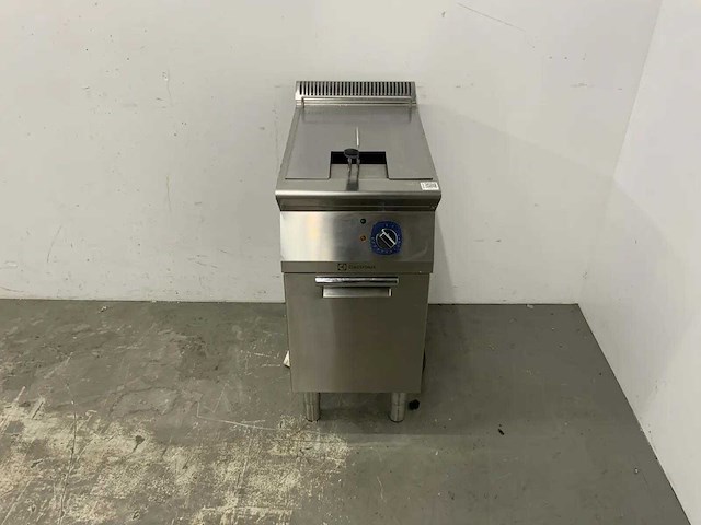 Electrolux - e7fred1gf0 - elektrische friteuse - afbeelding 2 van  6
