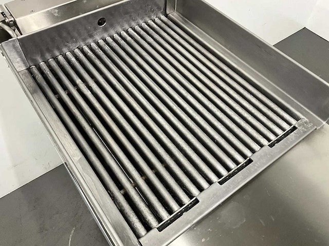 Electrolux - e7jjciaomcg - elektrische grill - afbeelding 3 van  4