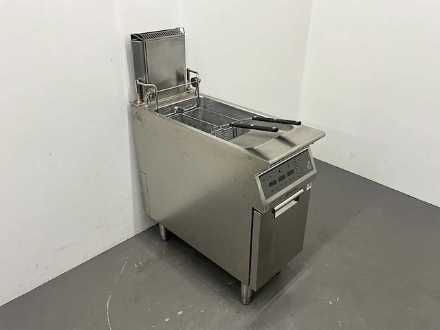 Electrolux - e9kkldbamcg - elektrische hr friteuse met liftsysteem (2025) - afbeelding 3 van  9
