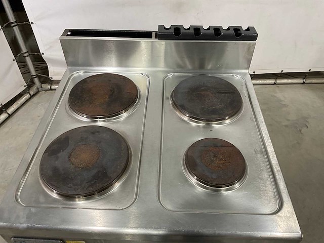 Electrolux - electrisch fornuis 4 pitten 380v - afbeelding 4 van  7