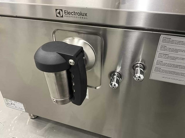 Electrolux - electrolux kookketel 150l - afbeelding 7 van  12