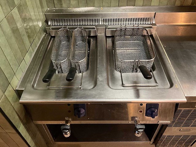 Electrolux - elektrische friteuse (2x 12 liter) - afbeelding 4 van  5