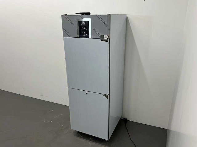 Electrolux - erx72hddc - koel- en vriescombinatie (2024) - afbeelding 3 van  10