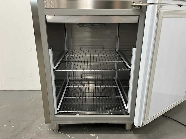 Electrolux - erx72hddc - koel- en vriescombinatie (2024) - afbeelding 8 van  10