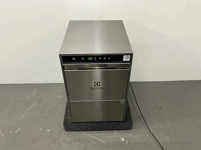 Electrolux - esicg - glazenspoelmachine (2026) - afbeelding 2 van  9