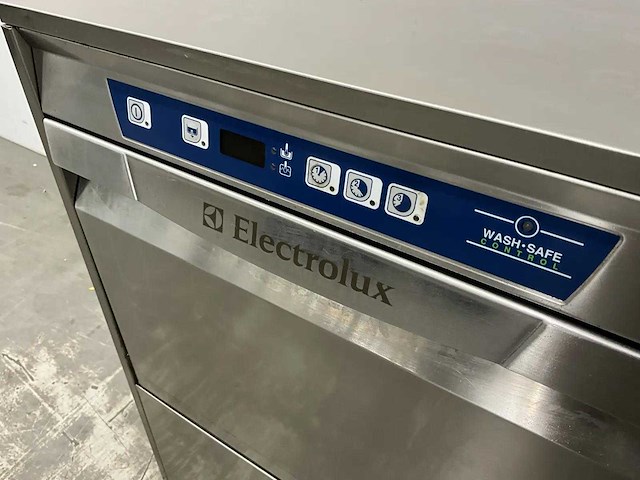 Electrolux - eucaidp - korvenvaatwasmachine - afbeelding 2 van  8