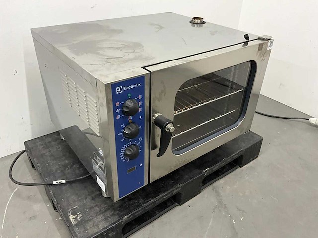 Electrolux - fce061 - crosswise convectie oven - afbeelding 2 van  3
