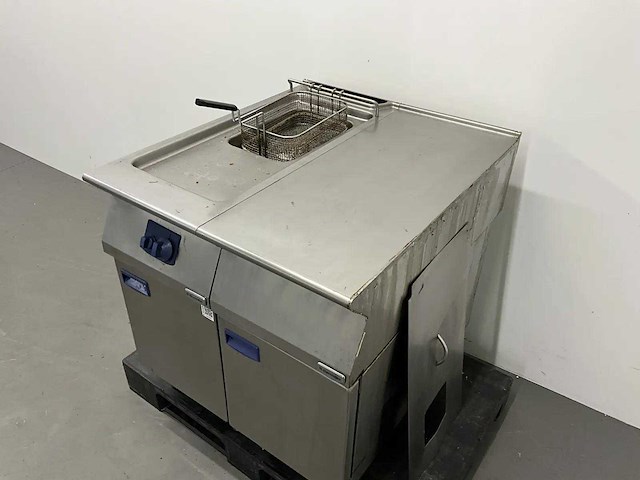 Electrolux - friteuse met neutrale unit - afbeelding 1 van  10