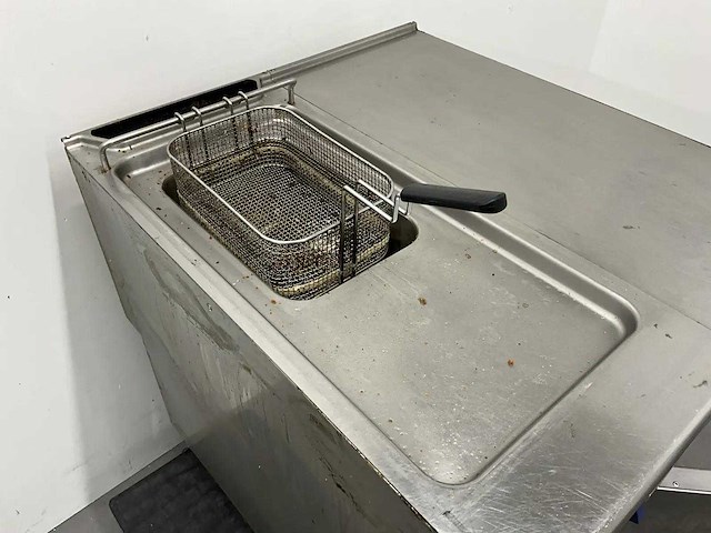 Electrolux - friteuse met neutrale unit - afbeelding 8 van  10