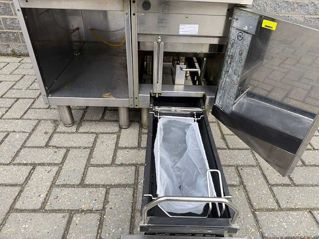 Electrolux - frituur met lift + warmhoudbak - friteuse - afbeelding 5 van  8