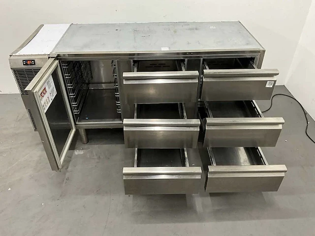 Electrolux - hb3pnt - koelwerkbank - afbeelding 2 van  9
