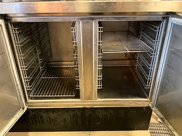 Electrolux - hbf2pn - vrieswerkbank - afbeelding 3 van  4