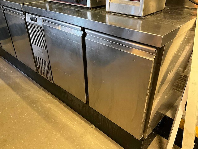 Electrolux - hbf2pn - vrieswerkbank - afbeelding 4 van  4