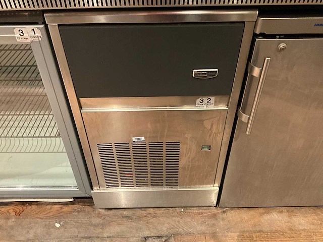 Electrolux - ijsblokjesmachine - afbeelding 1 van  5