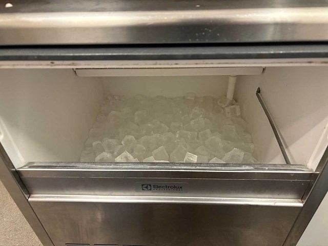 Electrolux - ijsblokjesmachine - afbeelding 4 van  4