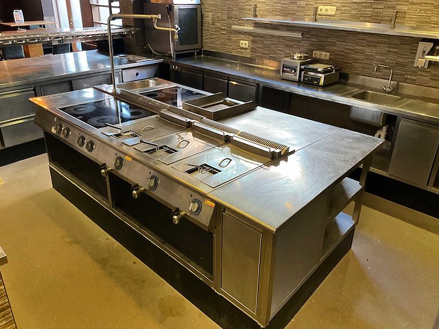 Electrolux - inductie kook- en bakeiland (combinatiekavel 2 t/m 5) - afbeelding 1 van  9