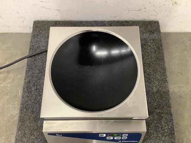 Electrolux - libero dw/h 1 - inductie wok - afbeelding 4 van  5