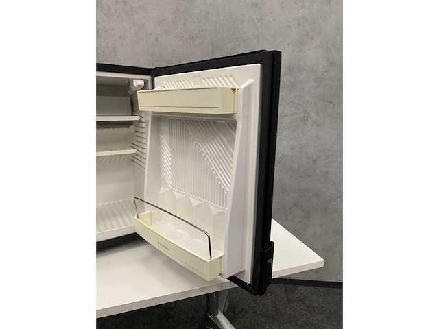 Electrolux - minibar zwart - afbeelding 7 van  9