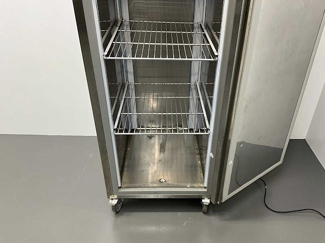 Electrolux - npt71ff6 - mobiele vrieskast - afbeelding 6 van  8