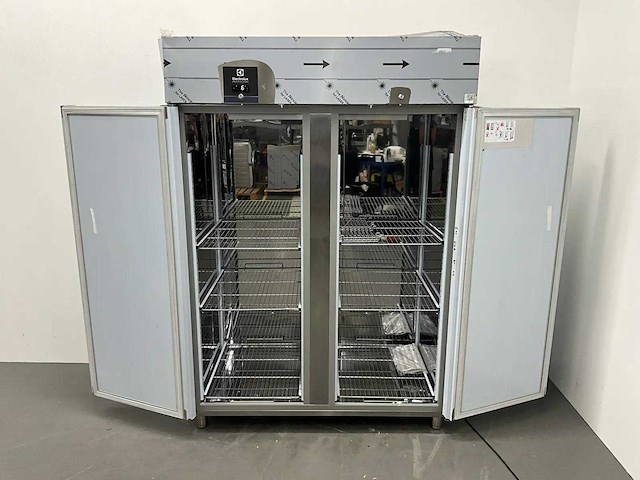 Electrolux - re4142ff - vrieskast (2024) - afbeelding 9 van  11